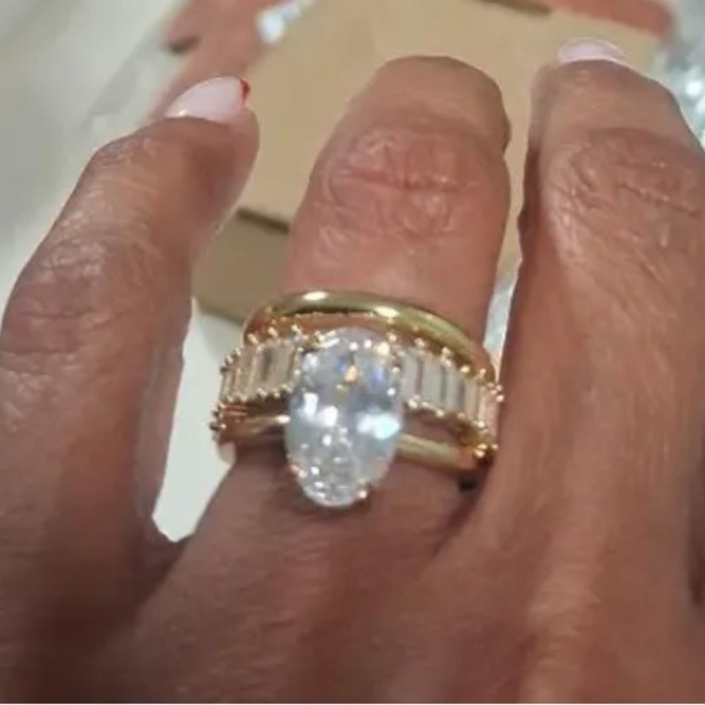 Gold Stackable Engagement Ring Set Size 7 - Picture 15 of 15